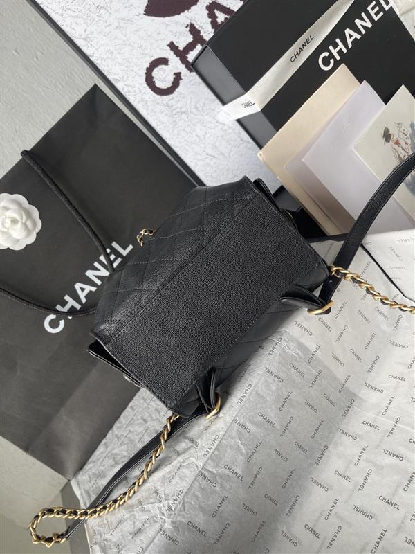 2026127213729581 700